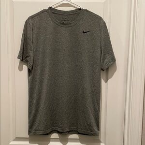 Nike Men's Heather Gray Short Sleeve Tee